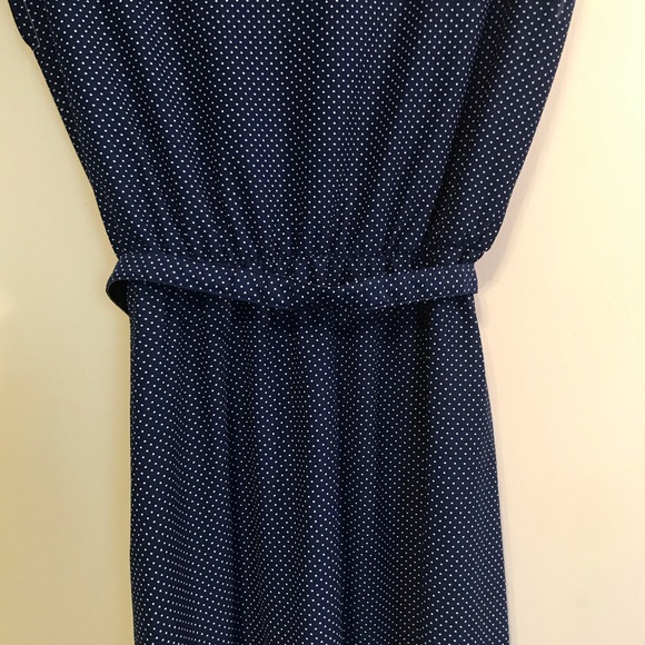 *CLEAR-OUT 3/18* THE FASHION PLACE DRESS - Picture 4 of 8